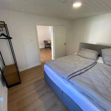 Hostel Gastehaus - *